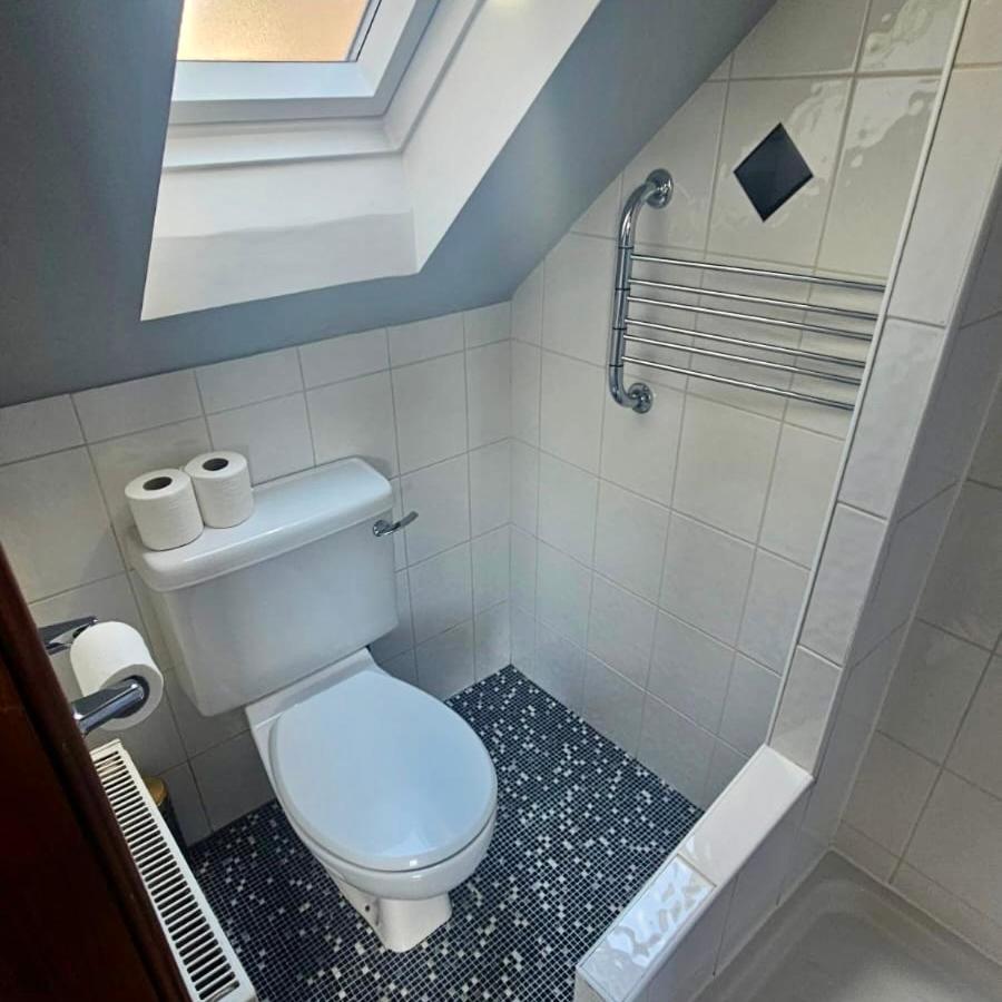 Cosy Cottage With Free Parking Close To Airport Edinburgh Exterior photo